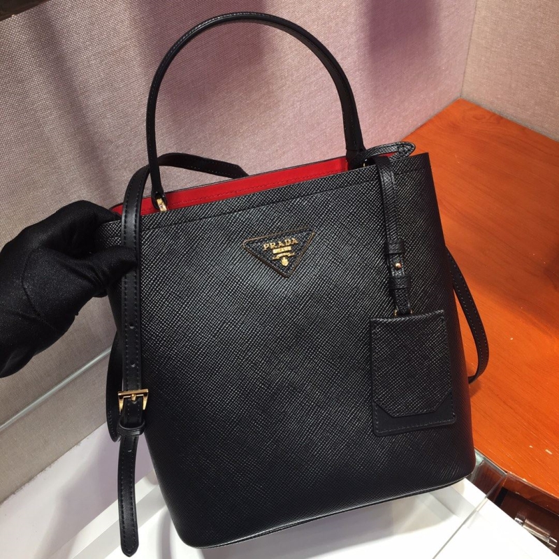 Pra*a top handle bags